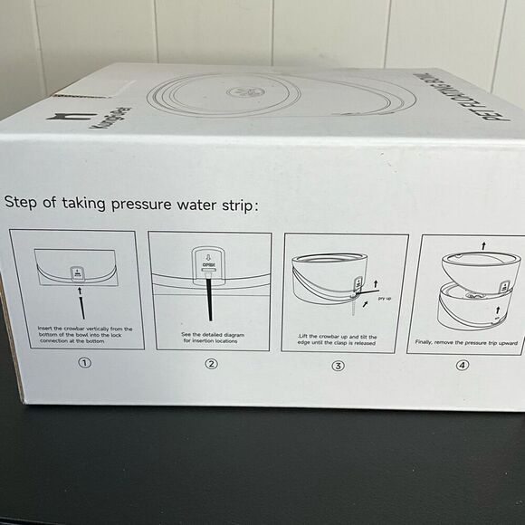 Kungfupet 1.5L Pet Floating Water Bowl Animal Cat Dog Splash Proof No Spill New - Picture 2 of 6